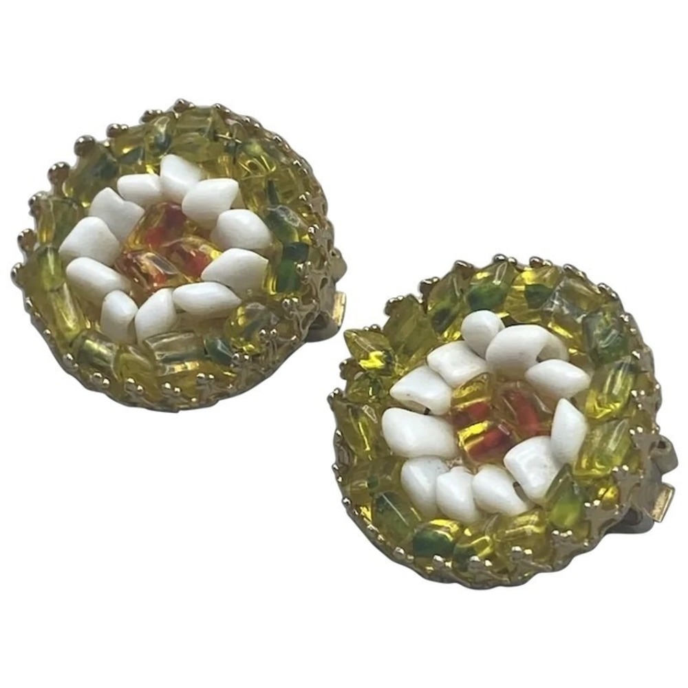 Vintage Hobé Round Glass Chip Beaded Mosaic Clip Earrings Hobe